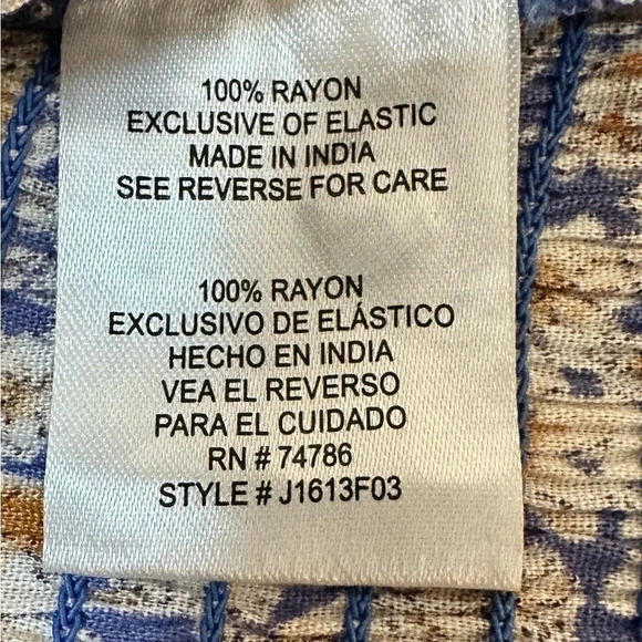 Patrons of Peace smocked bodice cropped sunflower top. Size XS - Picture 4 of 8